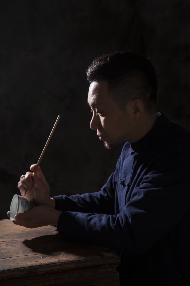 謝凱（國瓷紅葉畫(huà)院研究員）